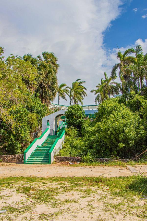 Beach Dreams At Seacastles Apartment Montego Bay Exterior photo