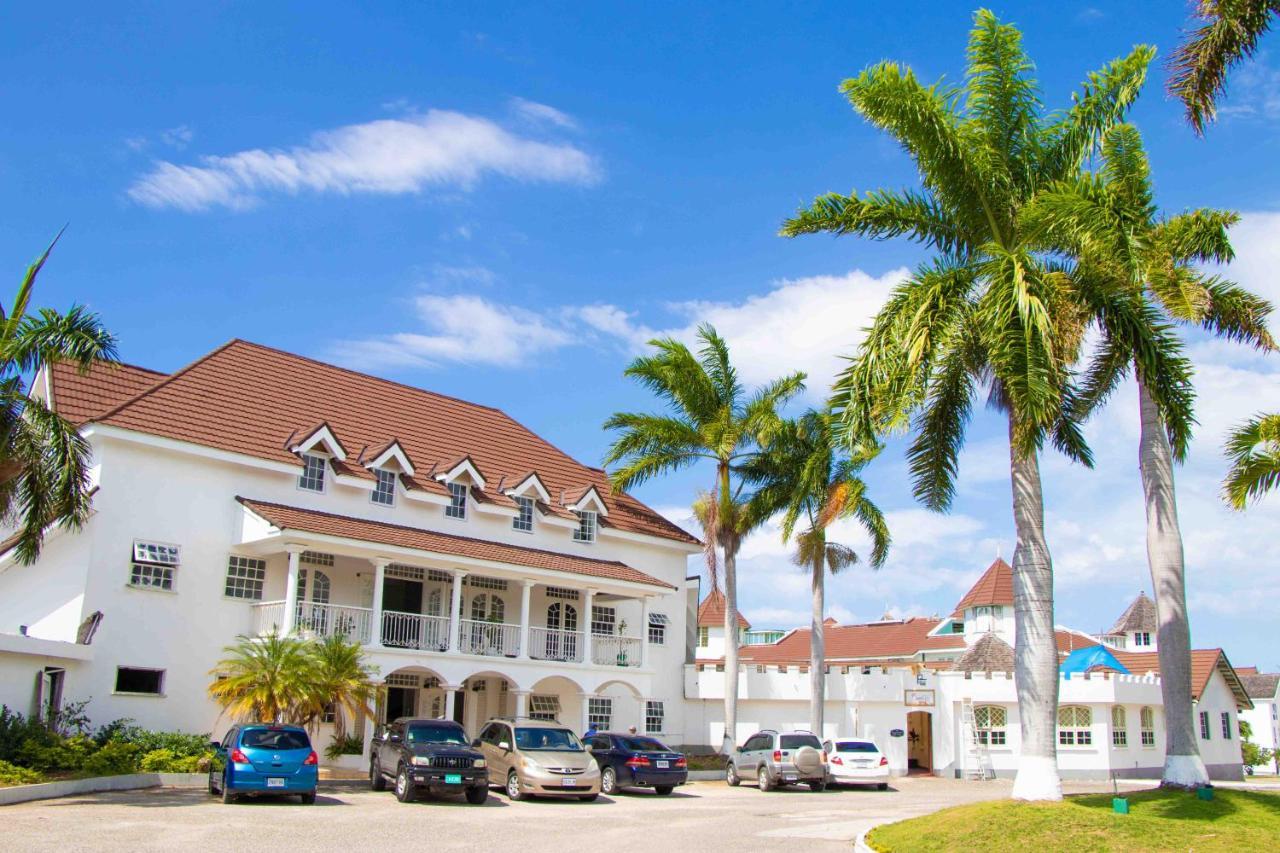 Beach Dreams At Seacastles Apartment Montego Bay Exterior photo