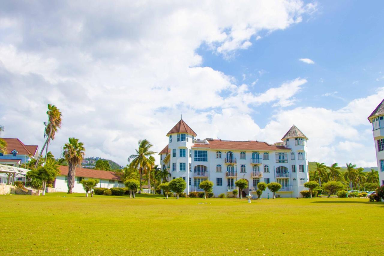 Beach Dreams At Seacastles Apartment Montego Bay Exterior photo